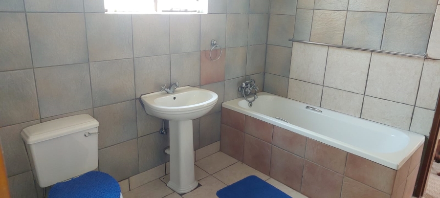 4 Bedroom Property for Sale in Vaal Power A H Free State